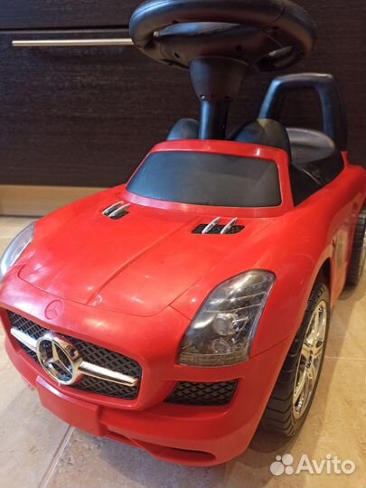 Машинка каталка толокар mercedes