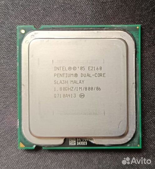 Материнская плата с процессором и памятью