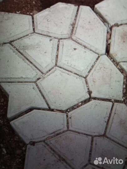 Формы для садовых дорожек 4 шт. Продаю лотом.60х55