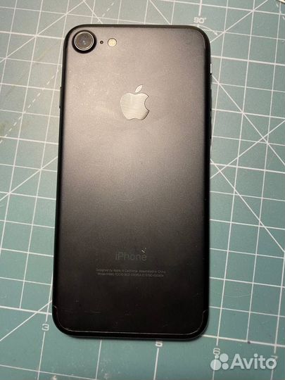 iPhone 7, 32 ГБ