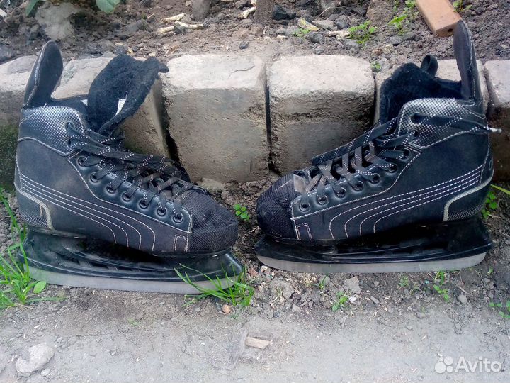 Коньки хоккейные