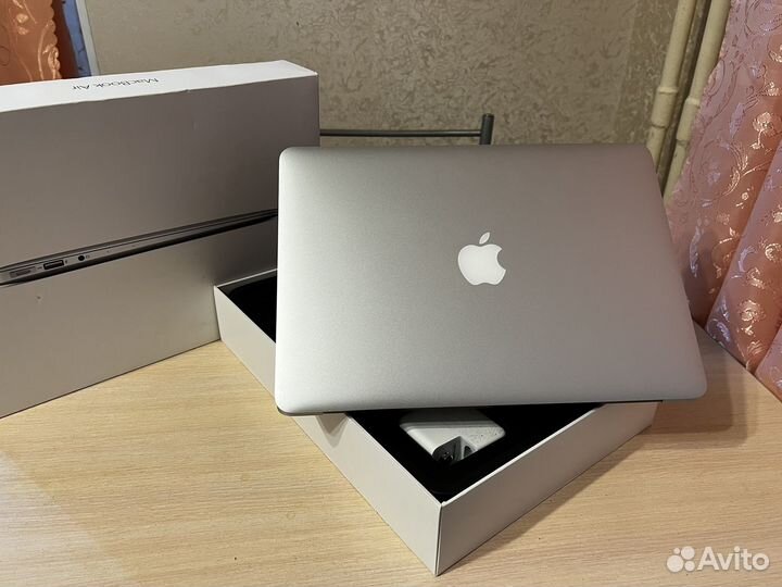 Apple MacBook Air 13 2015