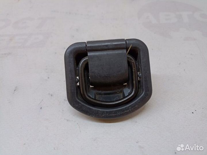 Крепление багажника Toyota Avensis ZZT251 1ZZ-FE