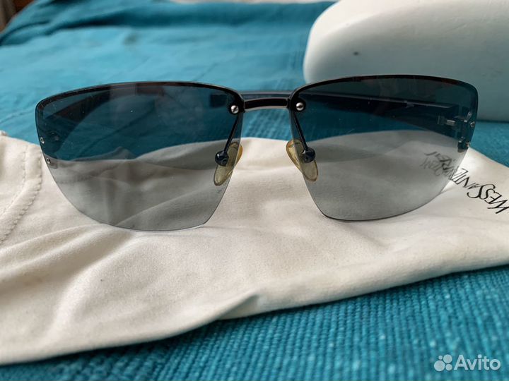 Солнечные очки YvesSaintLaurent