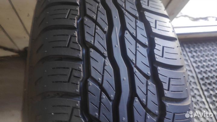 Bridgestone Dueler H/T 687 225/65 R17 101H