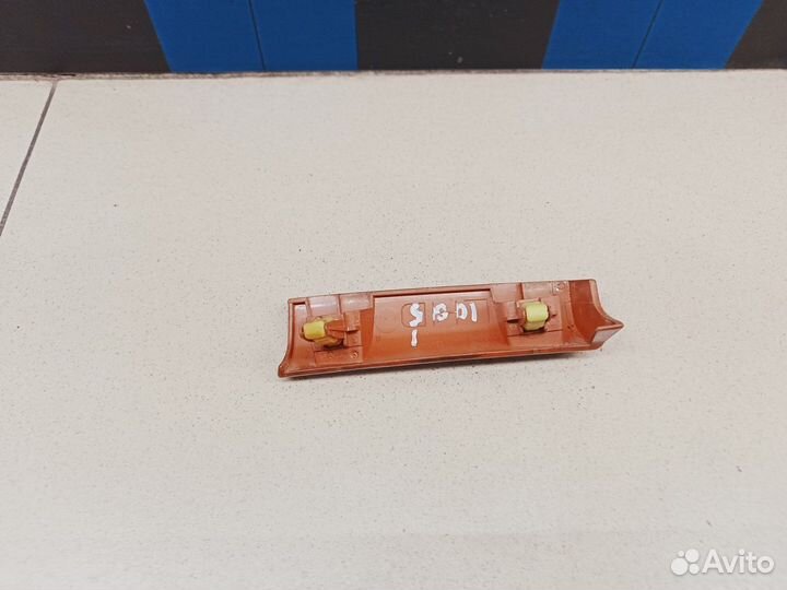 Накладка (кузов внутри) Avensis II 2003-2008