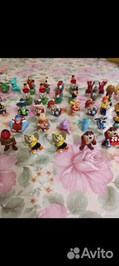 Игрушки из киндер сюрприза пакетом