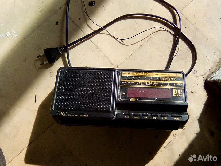 Приемник,часы, будильник