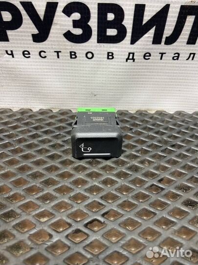 Кнопка (выключатель) DAF 106 1832325