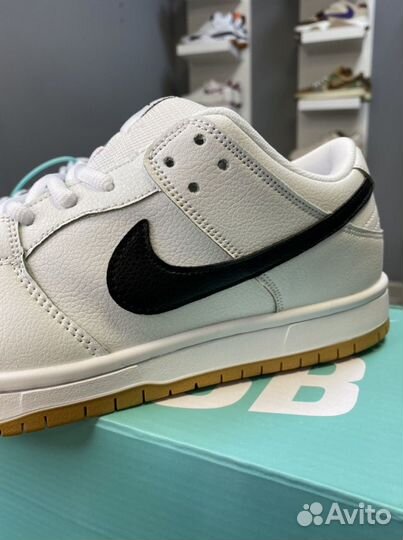 Nike sb dunk low white gum