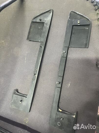 Дерево в задние двери w126