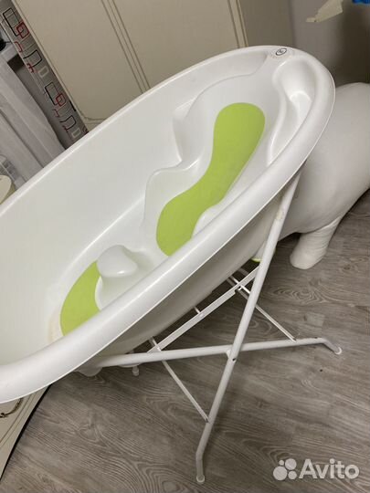 Детская ванночка с подставкой