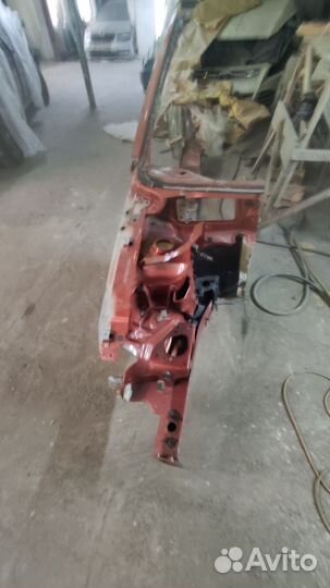 Четверть лонжерон правый поло седан