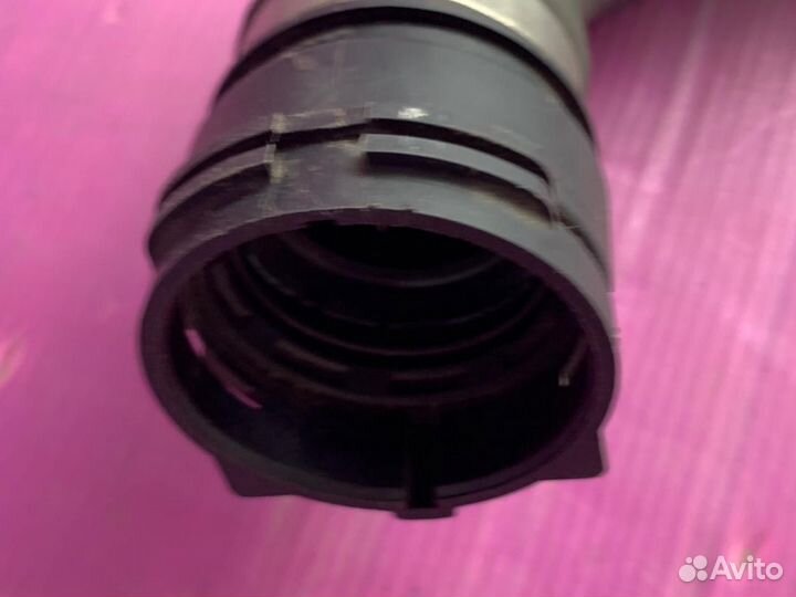 Патрубок радиатора нижний BMW X5 кузов E53