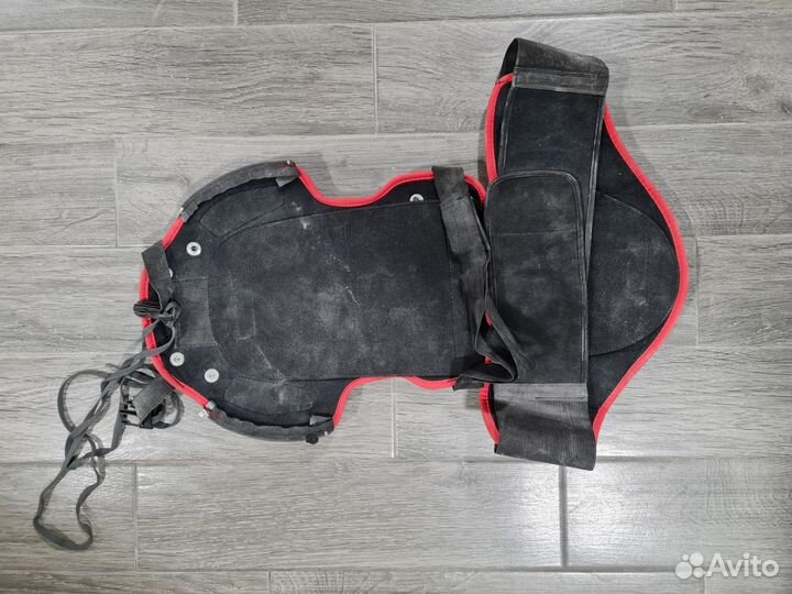 Защита спины из комплекта