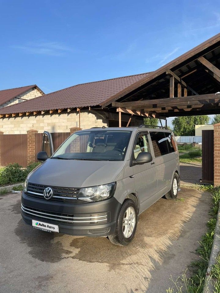Volkswagen Caravelle: фото владельца