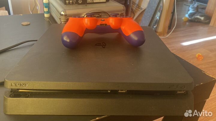 Sony playstation 4 slim