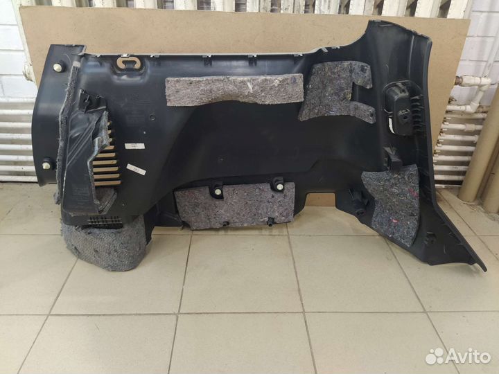 Обшивка багажника правая Ниссан Кашкай J10