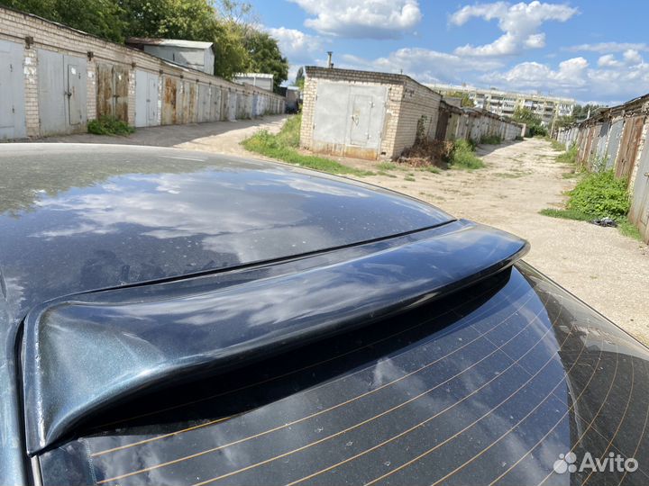 Спйолер на заденее стекло Toyota Chaser 100