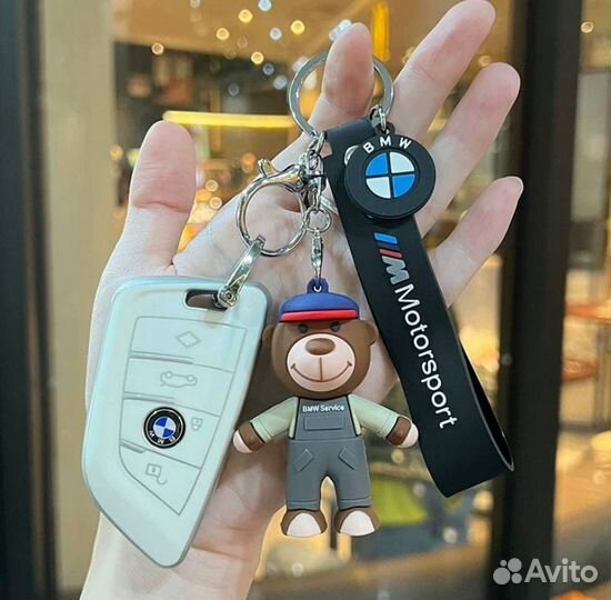 Чехол с брелоком мишка BMW