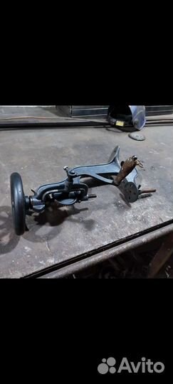 Старинный инструмент