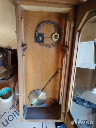 Часы настенные, старинные. Павел Буре