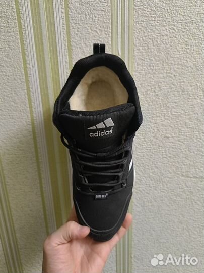 Мужские зимние кроссовки