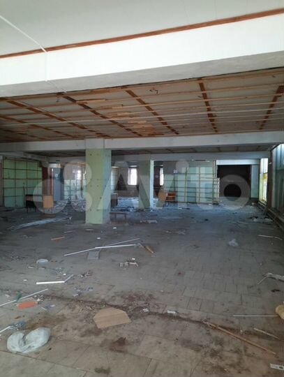 Торговая площадь, 1350 м²