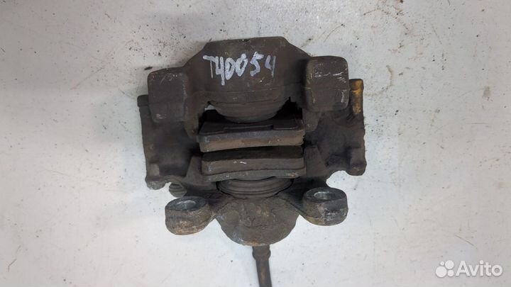 Суппорт правый задний Mercedes CLC