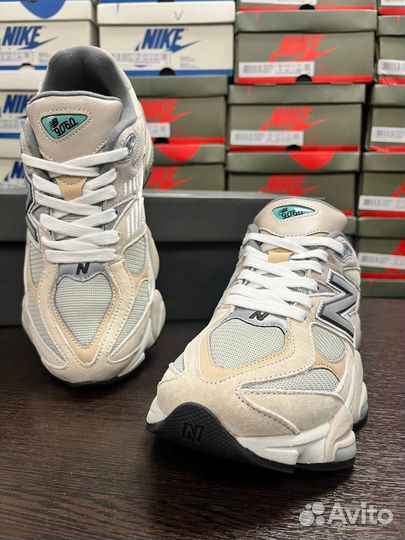 New Balance 9060 Lux. Бежевые кроссовки
