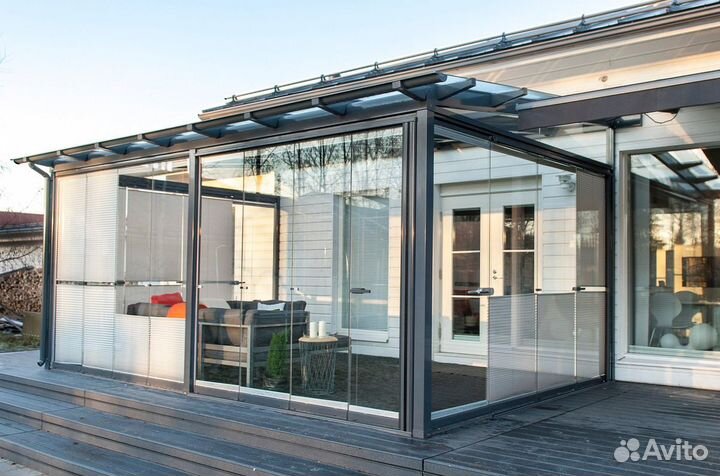 Безрамное остекление веранд беседок террас