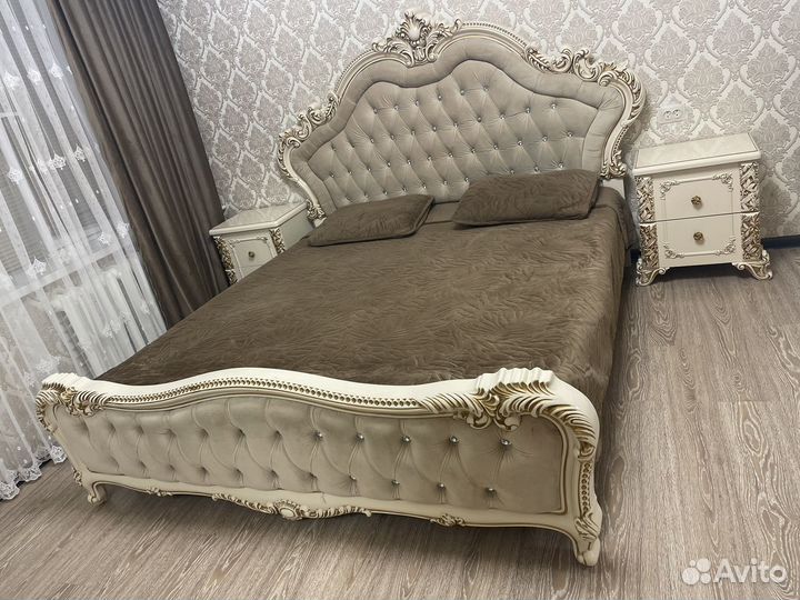 Спальный гарнитур бу