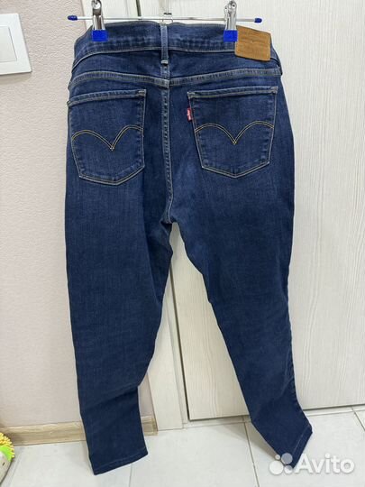 Джинсы женские levis 710