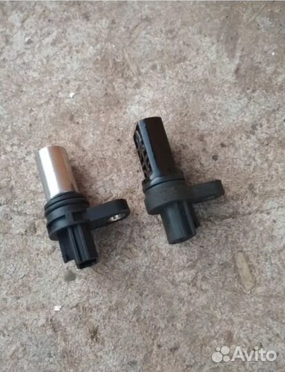 Датчик коленвала, распредвала на nissan qr20-25de