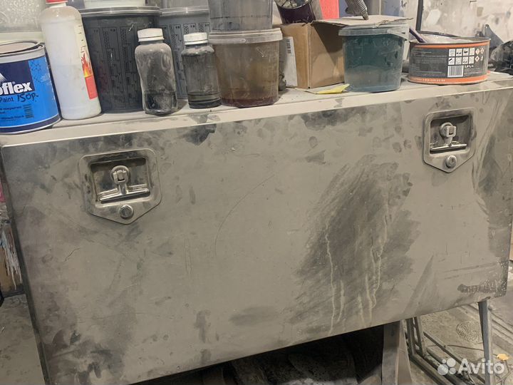 Ящик под прицеп фуры