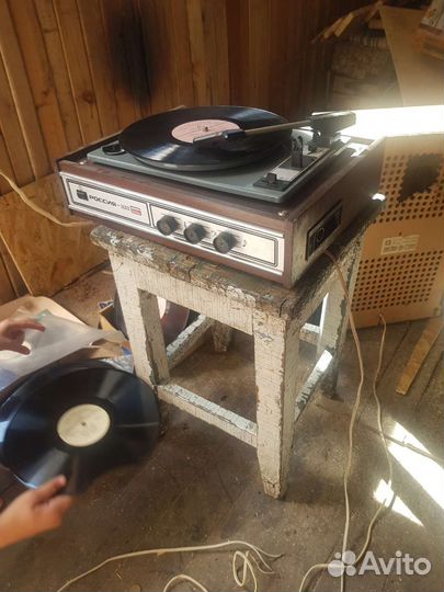 Проигрыватель винила