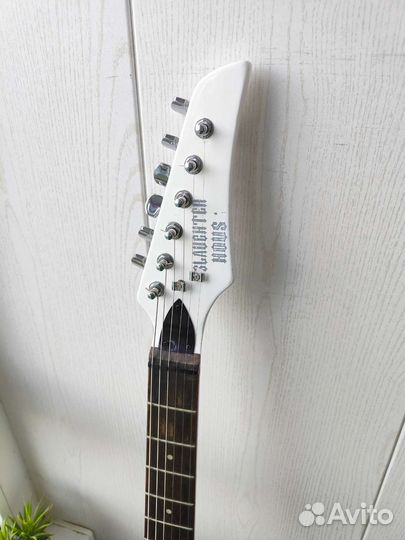 Электрогитара Superstrat +комб 20Вт +аксессуары