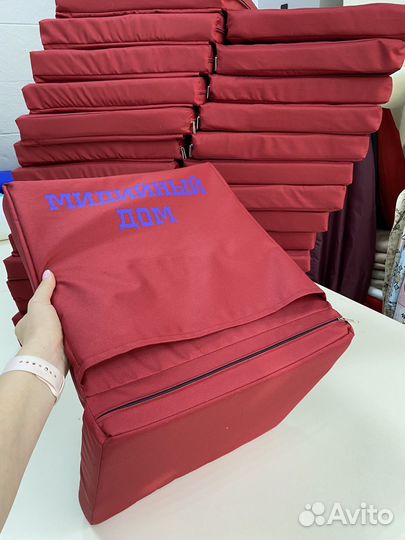 Швейный цех. Пошив подушек для уличной мебели