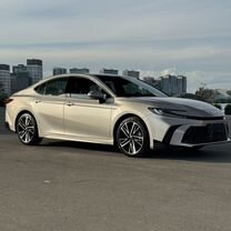 Toyota Camry 2.0 CVT, 2024, 45 км, с пробегом, цена 3 800 000 руб.