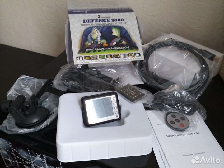 Видеорегистратор defence 3000 новый