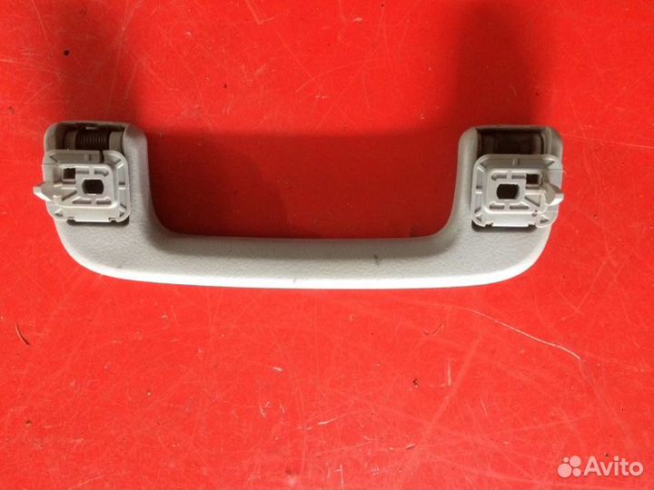 Ручка внутренняя потолочная передняя правая