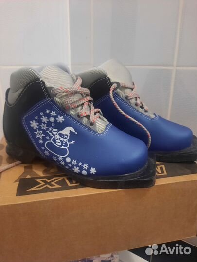 Лыжные ботинки классические