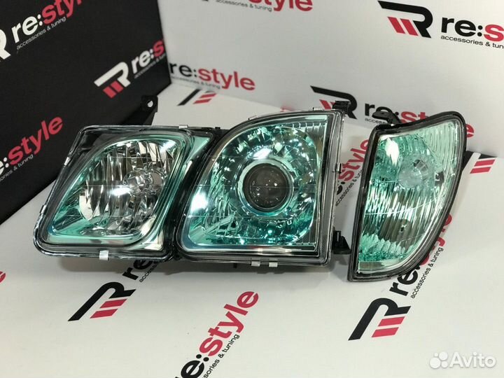 Фары Lexus LX470 Ксенон Зеленые D2258