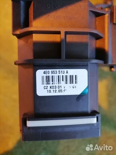 Переключатель подрулевой (света-поворотников) 4E09