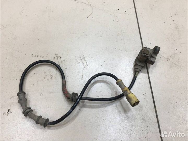 Датчик ABS передний Opel Vectra