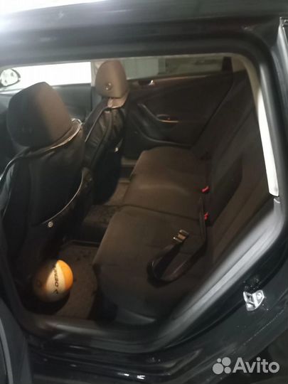 Volkswagen Passat 2.0 МТ, 2007, 300 000 км