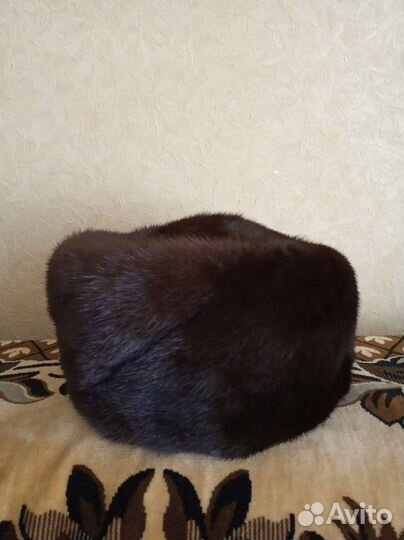 Женская шапка