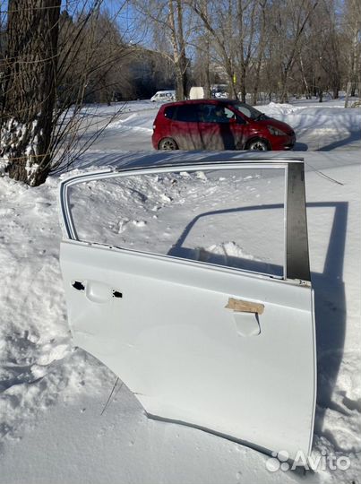 Дверь задняя правая kia sportage