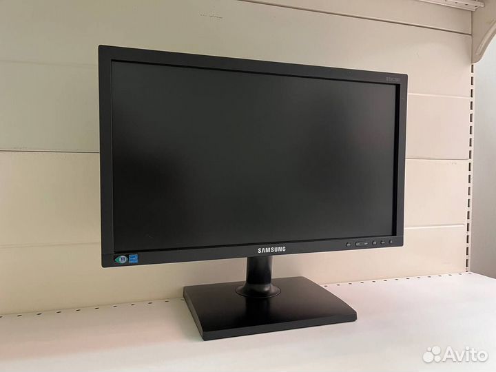 Монитор Samsung 19