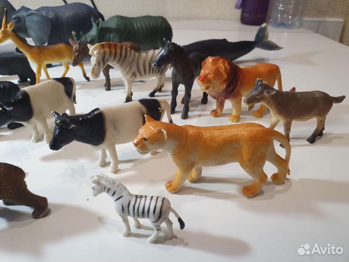 Набор фигурок животных